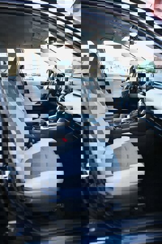 Used 2021 Toyota RAV4 XLE image 17