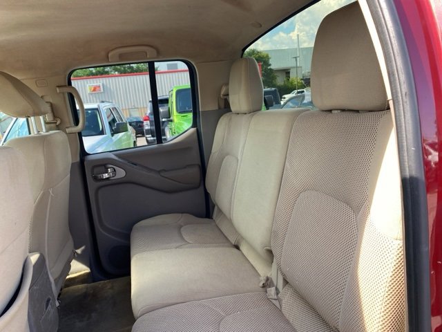 Used 2018 Nissan Frontier SV image 17