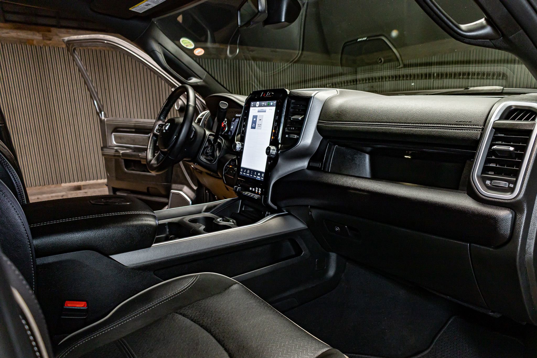 Used 2024 RAM 3500 Laramie w/ Night Edition image 16