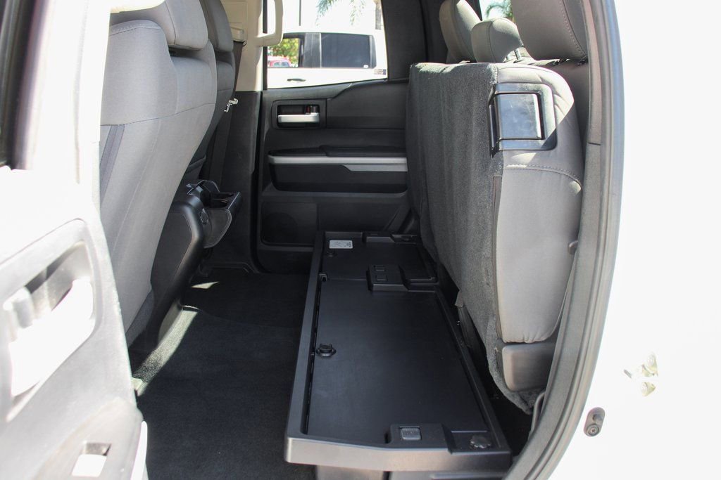 Used 2019 Toyota Tundra SR5 w/ SR5 Upgrade Package RWD image 30