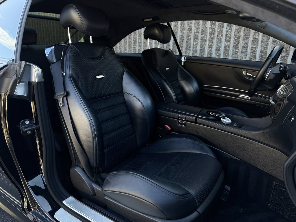 Used 2012 Mercedes-Benz CL 63 AMG image 24