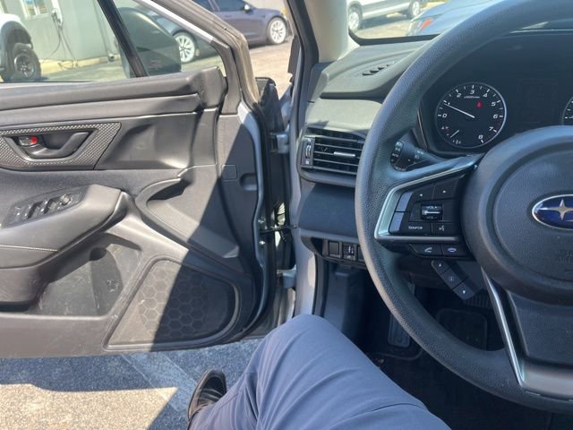 Used 2022 Subaru Outback 2.5i image 39
