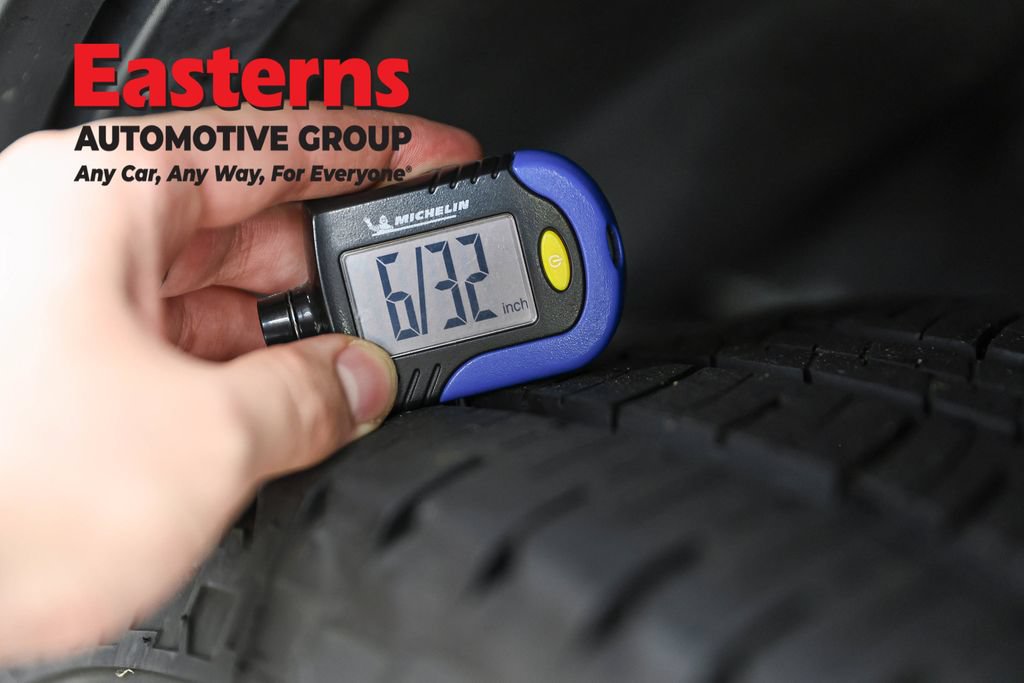 Used 2024 Jeep Grand Cherokee Limited 4xe AWD/4WD image 24
