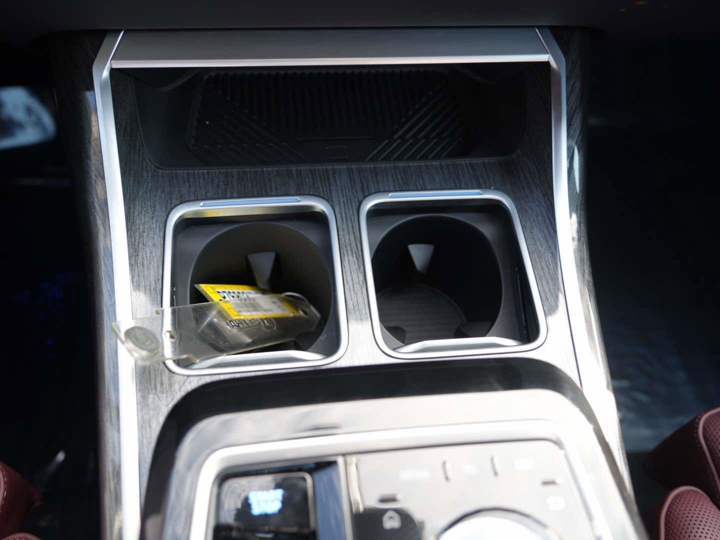 Used 2025 BMW i7 xDrive60 image 19