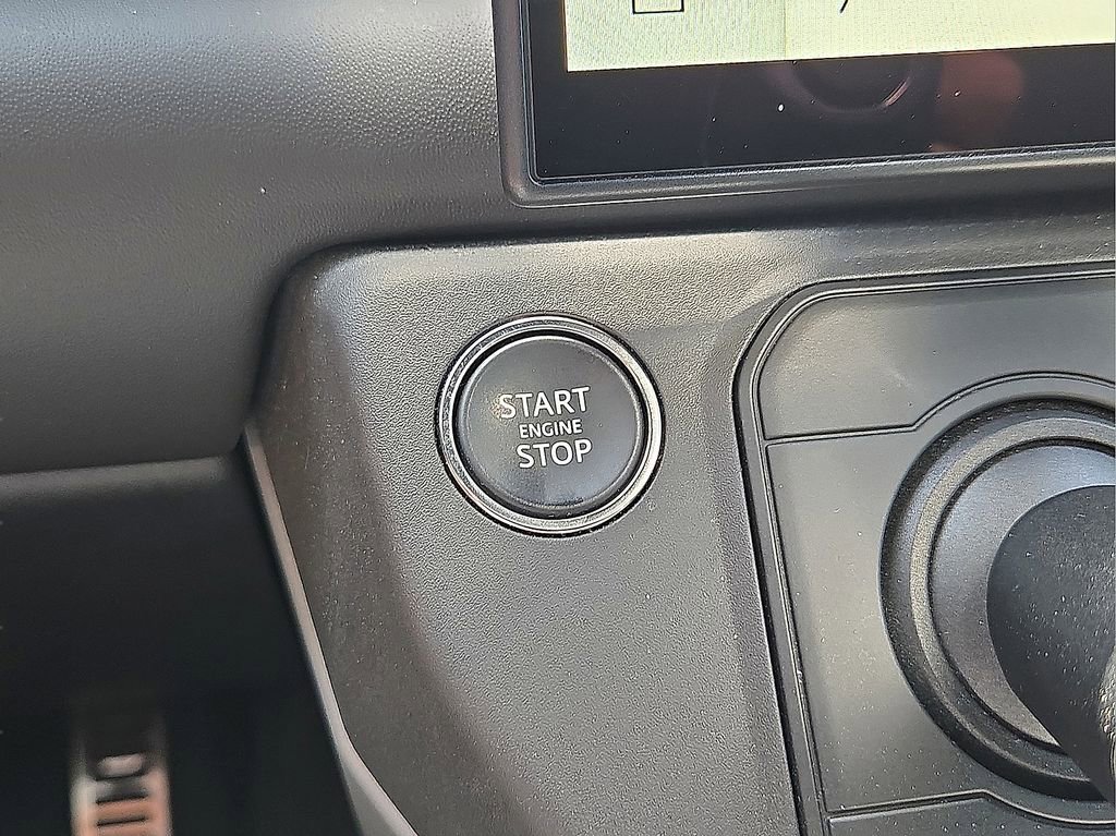 Used 2026 Land Rover Defender 110 V8 AWD/4WD image 30