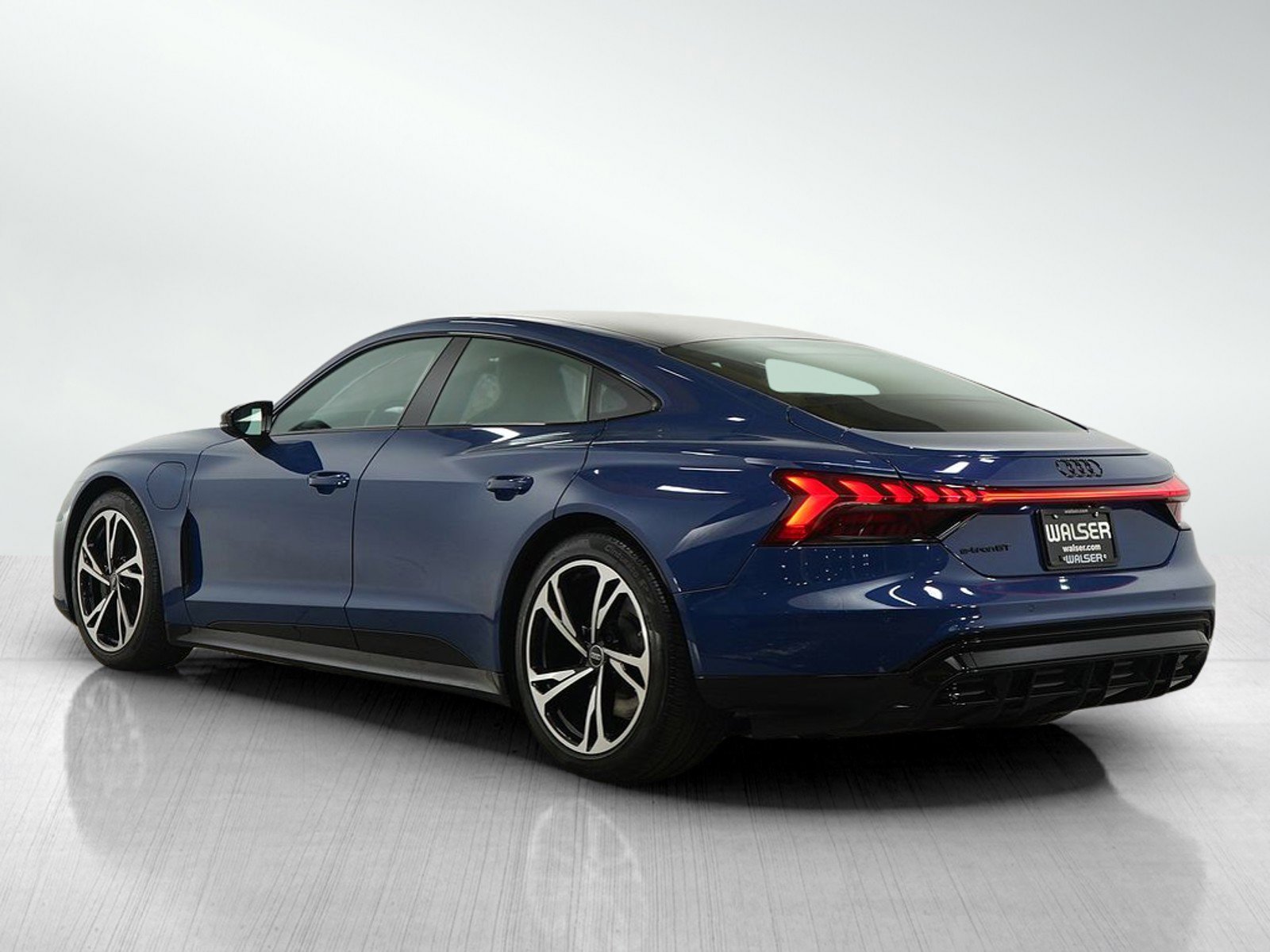 Used 2023 Audi e-tron GT Premium Plus w/ Performance Package image 4