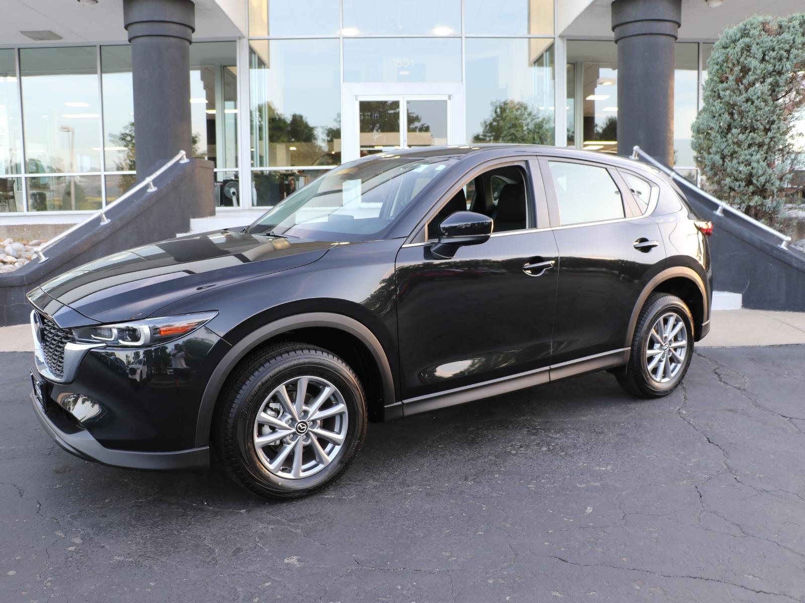 Certified 2025 MAZDA CX-5 AWD 2.5 S image 1