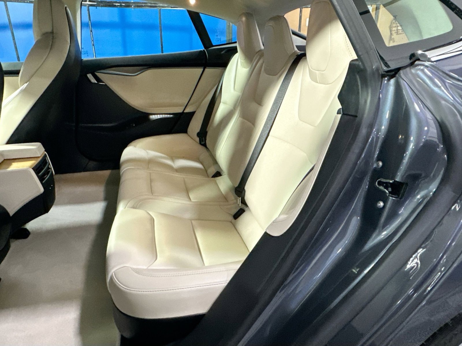 Used 2019 Tesla Model S Long Range image 30