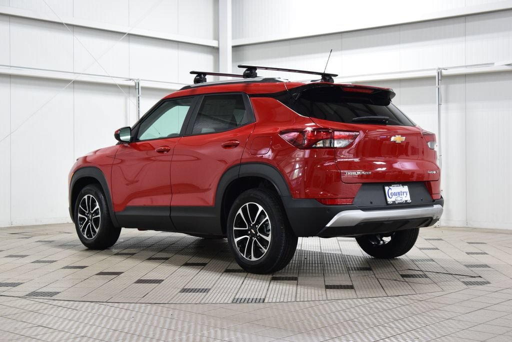 New 2026 Chevrolet TrailBlazer LT w/ Convenience Package FWD image 6