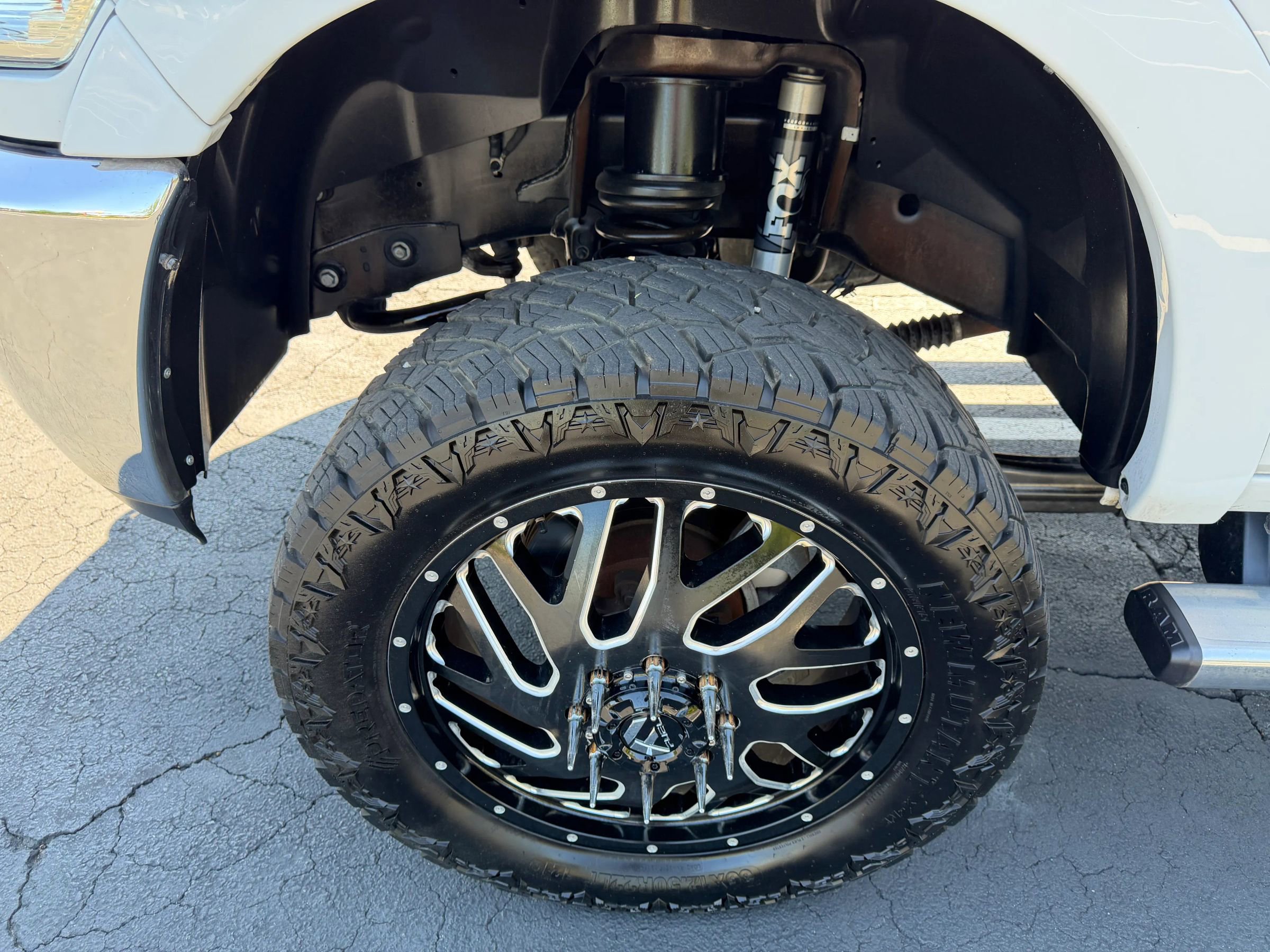 Used 2017 RAM 3500 Big Horn AWD/4WD image 11