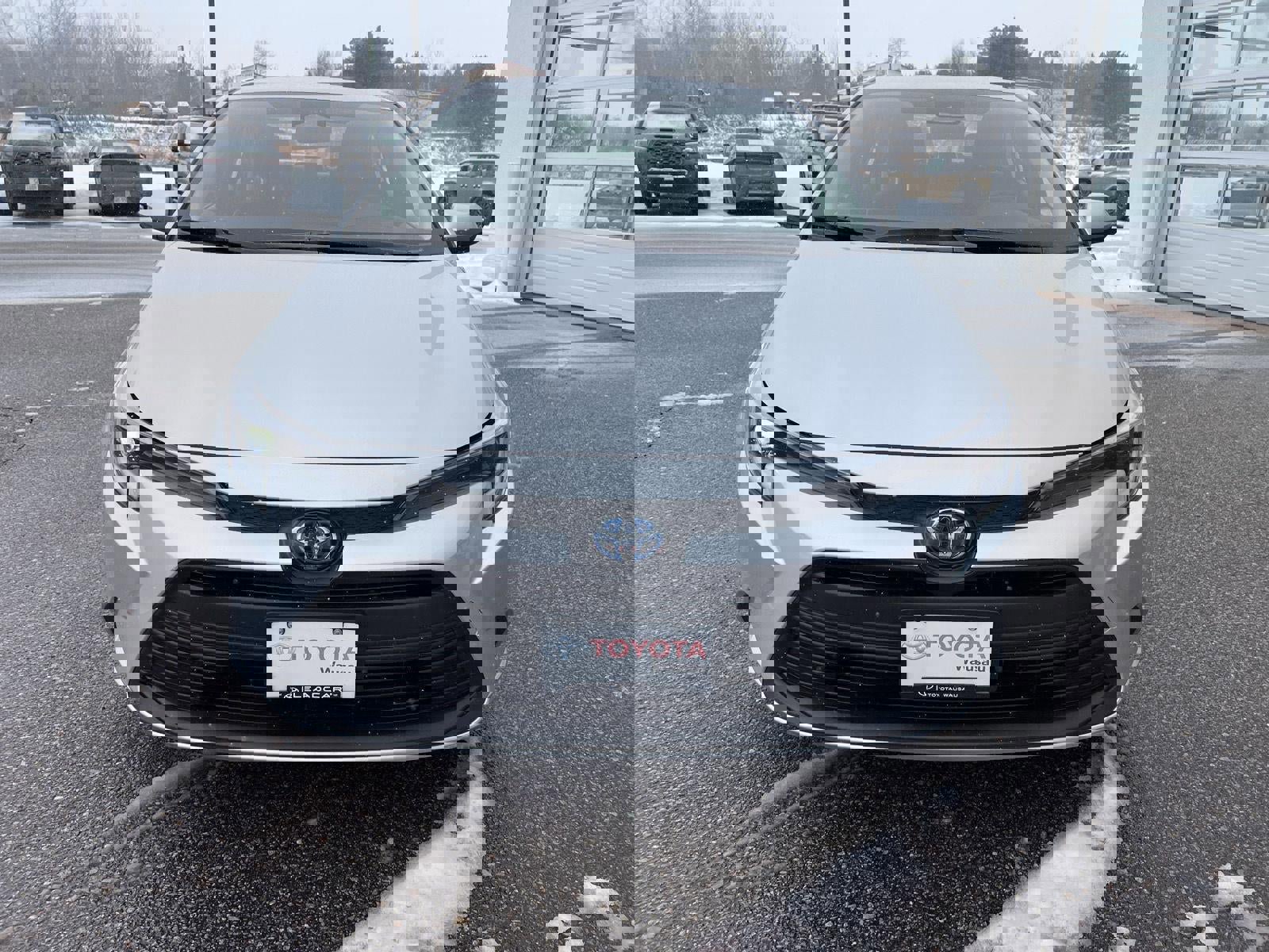 Used 2025 Toyota Corolla LE w/ LE Premium Package image 7