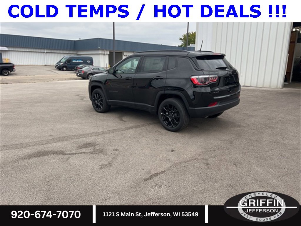 New 2025 Jeep Compass Latitude w/ Sun & Sound Group image 11