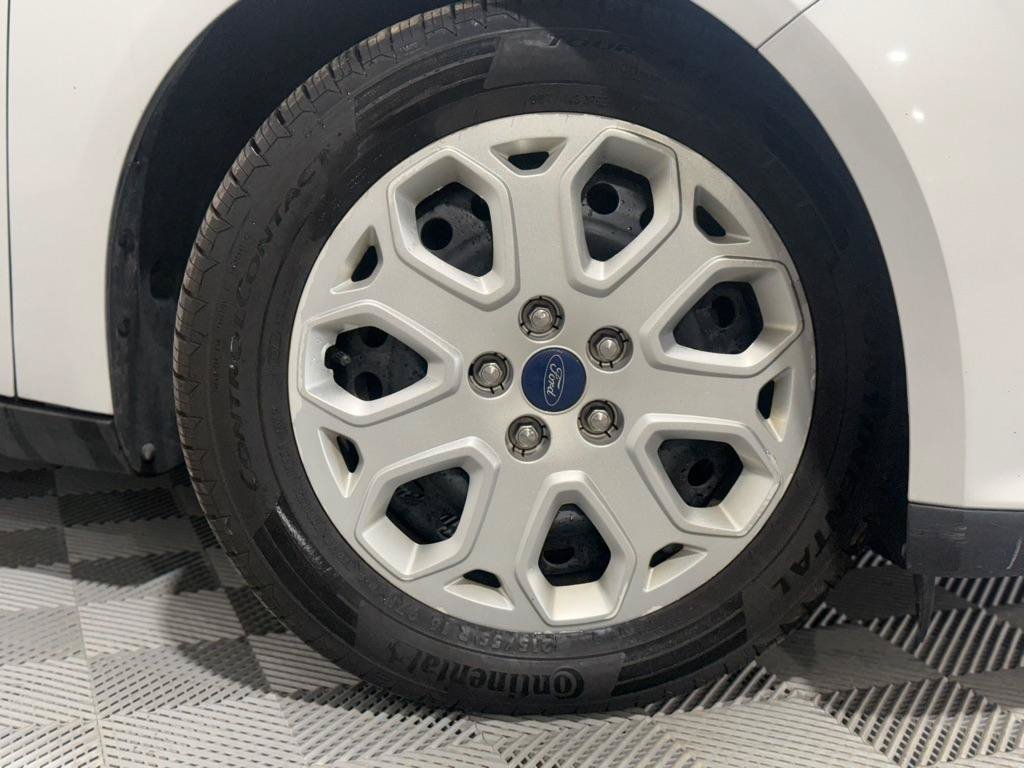 Used 2012 Ford Focus SE FWD image 39