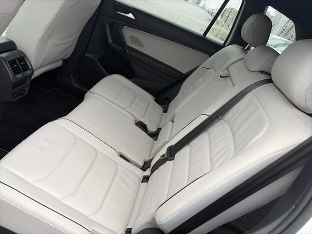 Used 2020 Volkswagen Tiguan SEL Premium R-Line AWD/4WD image 12