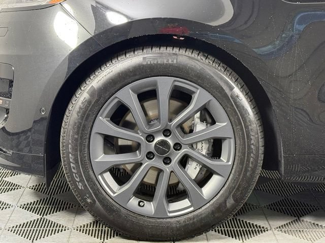 New 2026 Land Rover Range Rover Sport Dynamic SE AWD/4WD image 13