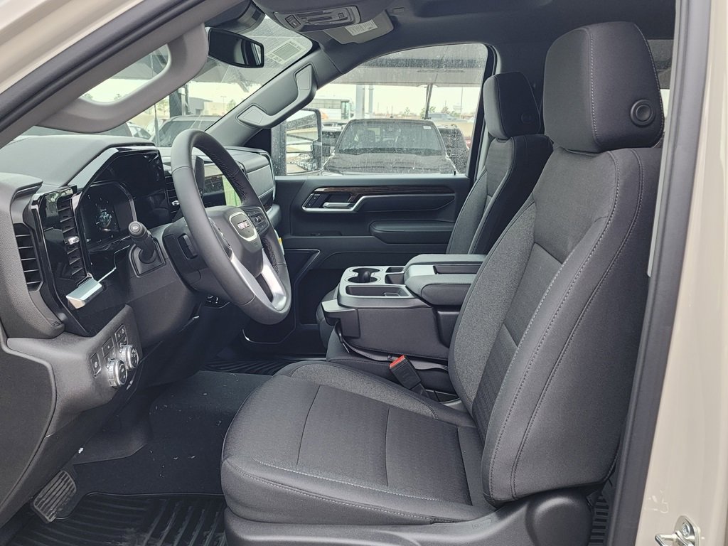 New 2026 GMC Sierra 2500 SLE w/ SLE Value Package; image 17