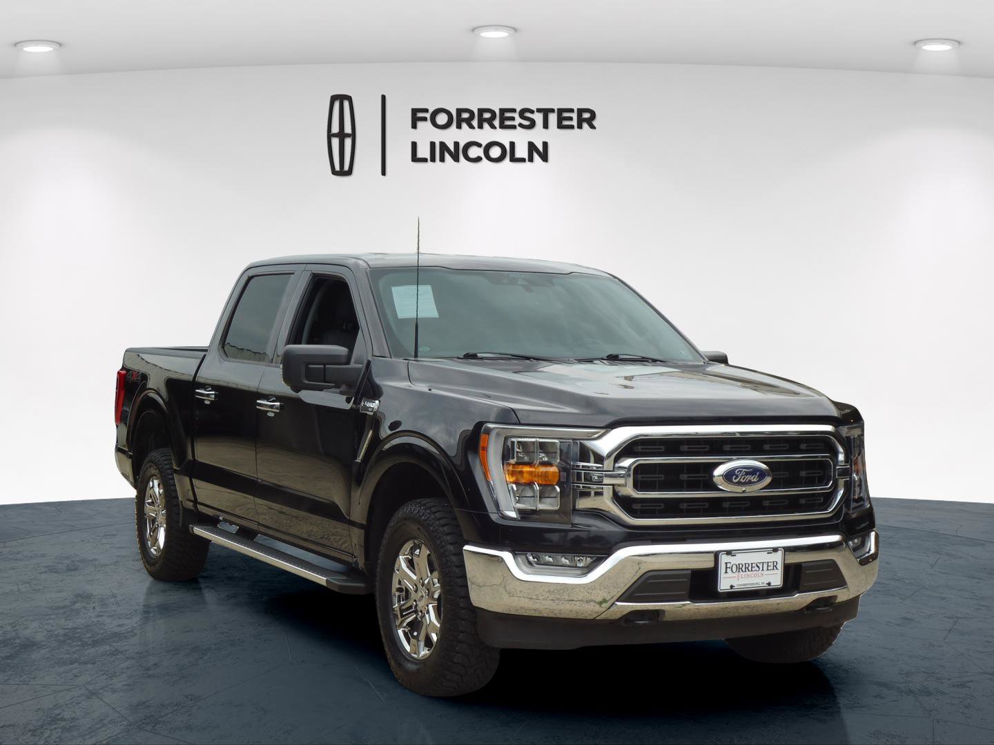 Used 2022 Ford F150 XLT w/ Equipment Group 302A High AWD/4WD image 1