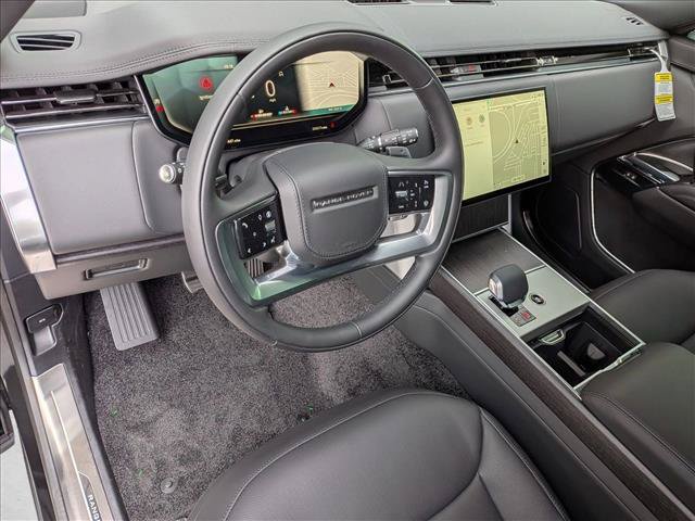 New 2026 Land Rover Range Rover SE AWD/4WD image 3