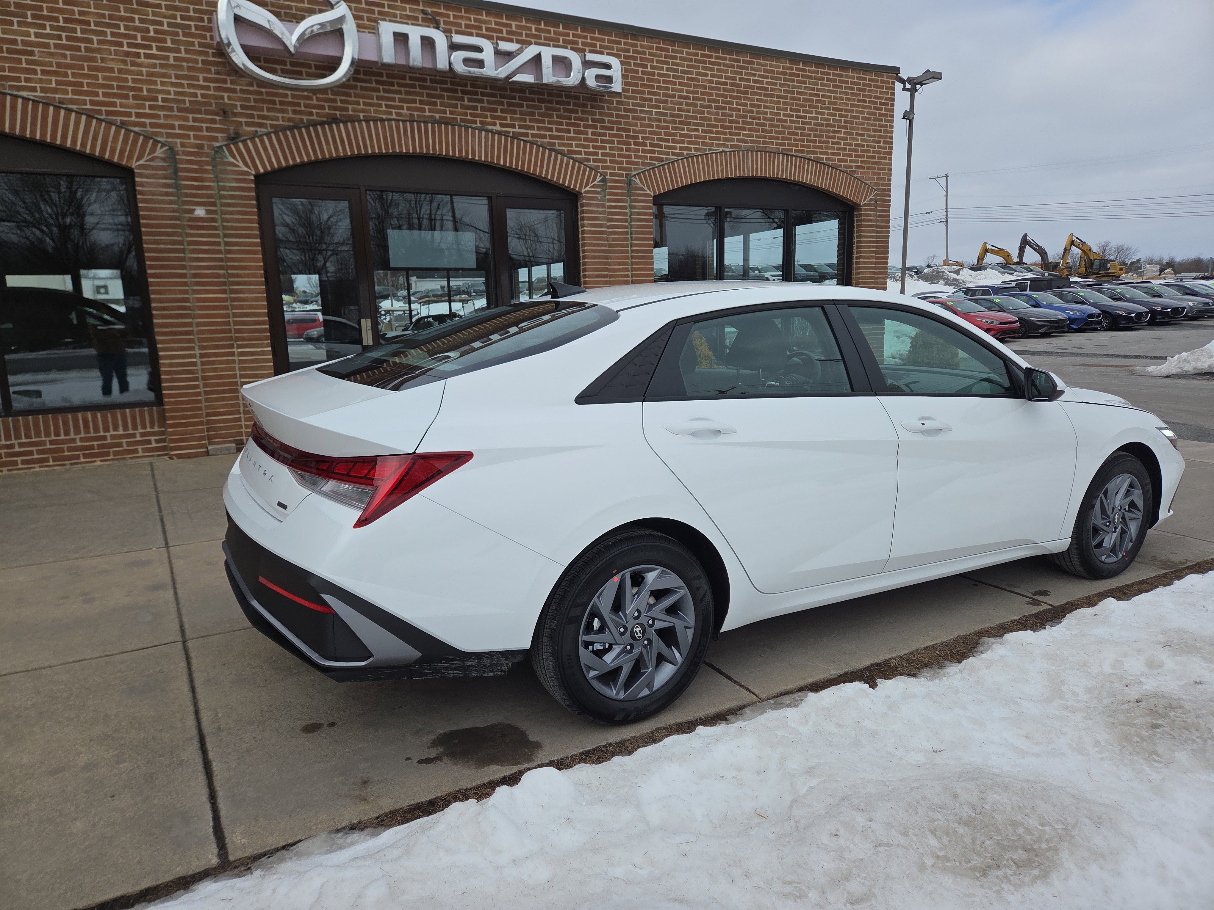 New 2026 Hyundai Elantra Blue image 3