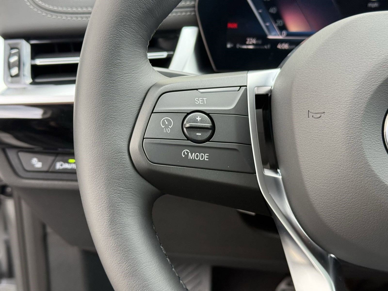 Used 2025 BMW X1 xDrive28i w/ Convenience Package image 16