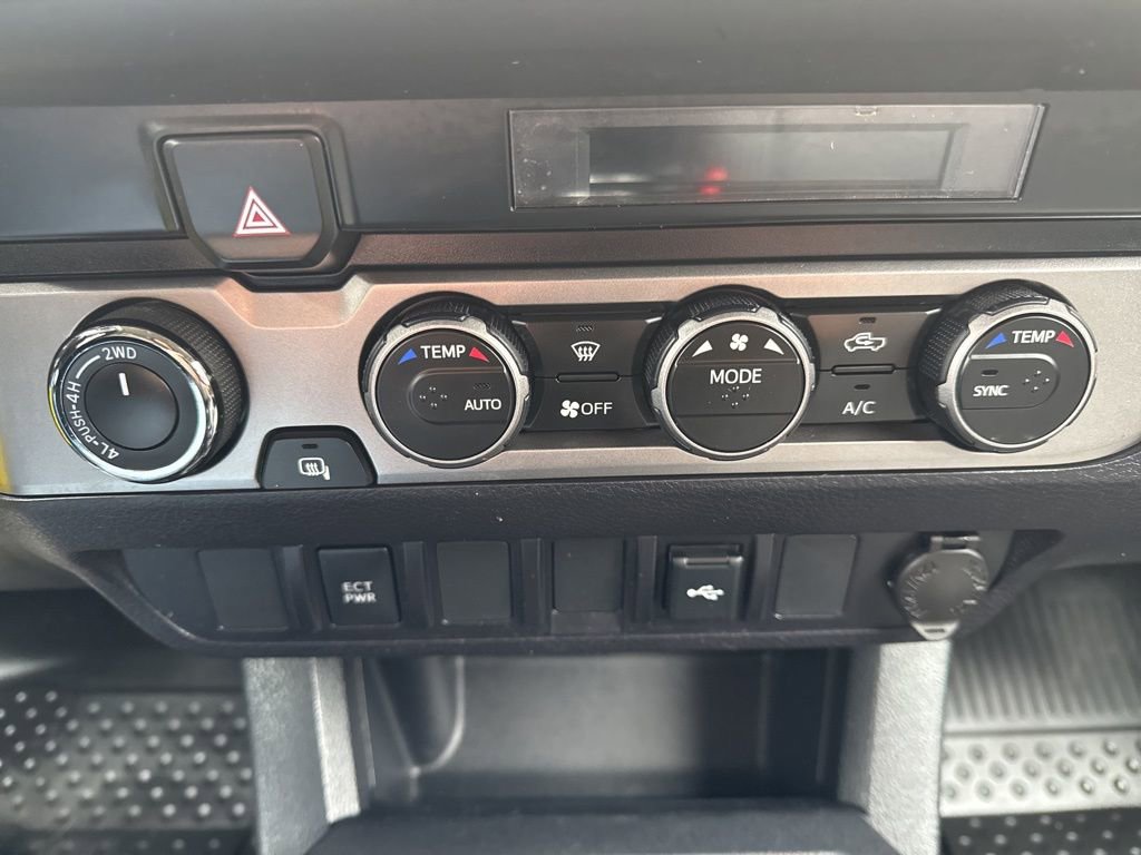Used 2023 Toyota Tacoma SR AWD/4WD image 21