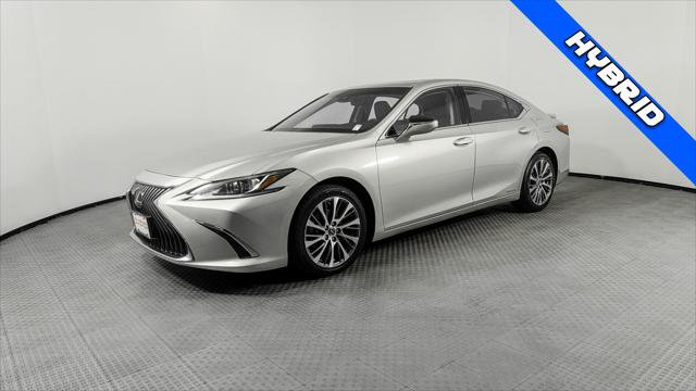 Used 2019 Lexus ES 300h w/ Premium Package FWD image 2