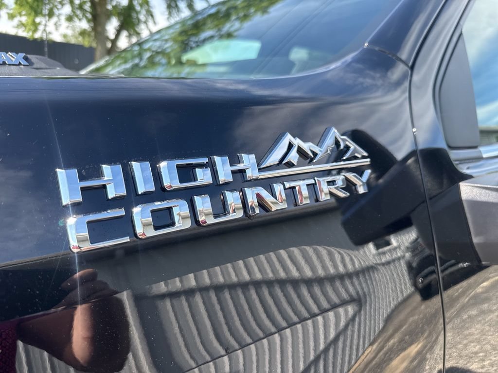 New 2026 Chevrolet Silverado 3500 High Country w/ Technology Package AWD/4WD image 14