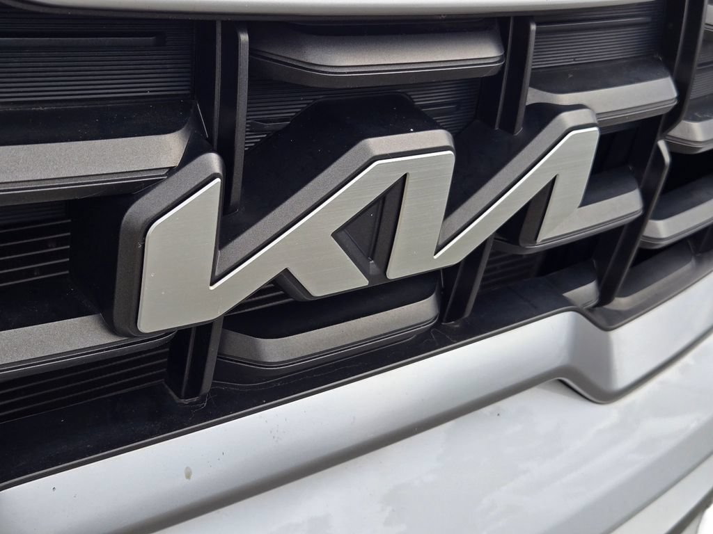 Certified 2023 Kia Telluride S AWD/4WD image 5