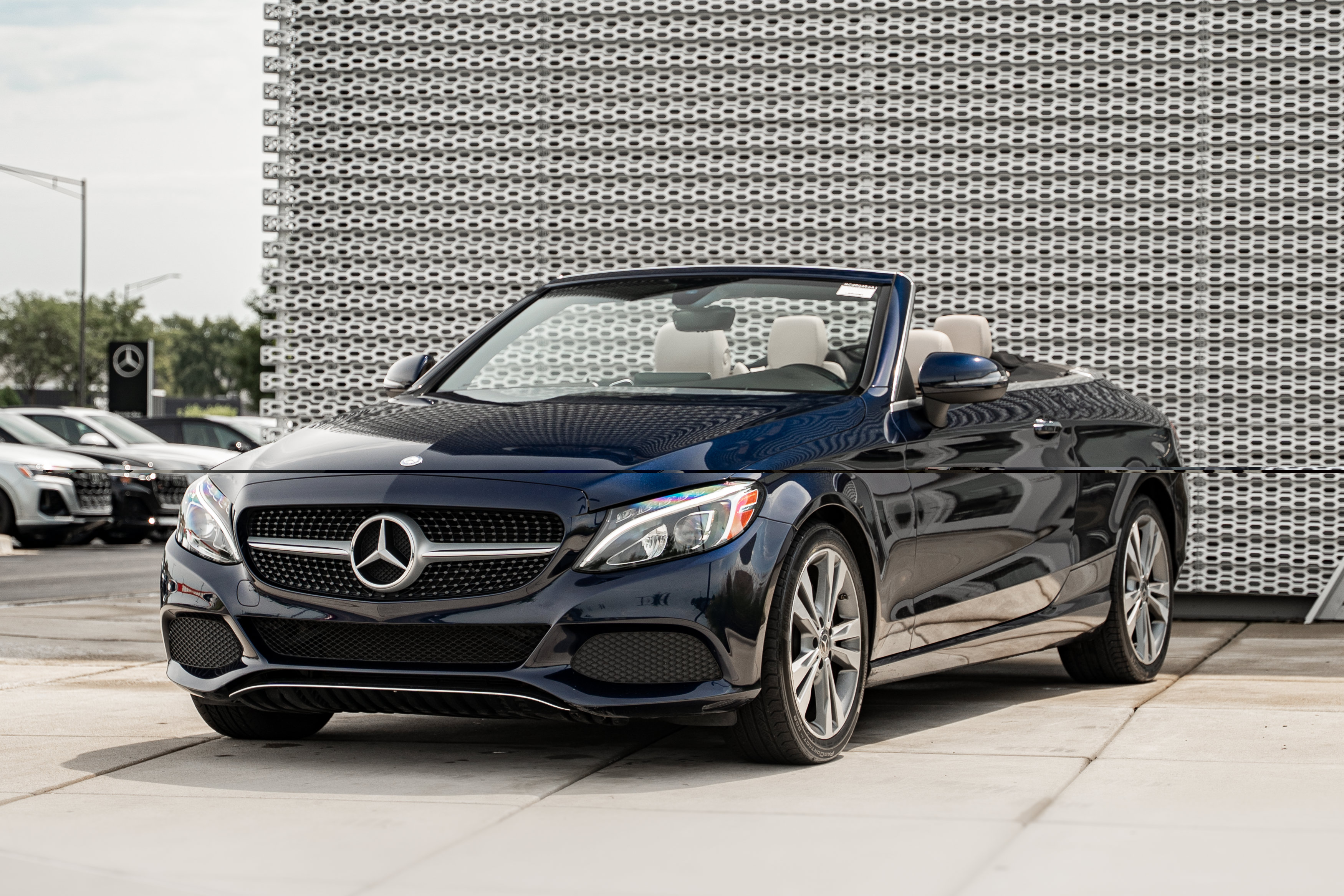 Used 2017 Mercedes-Benz C 300 4MATIC Cabriolet image 9