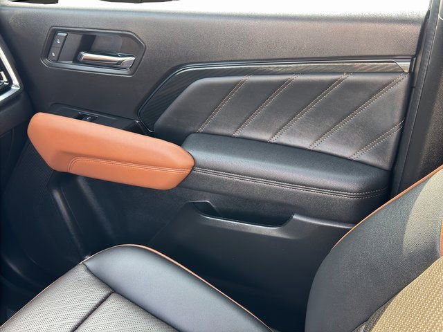 Certified 2025 GMC Canyon AT4 w/ Nightfall Edition image 24