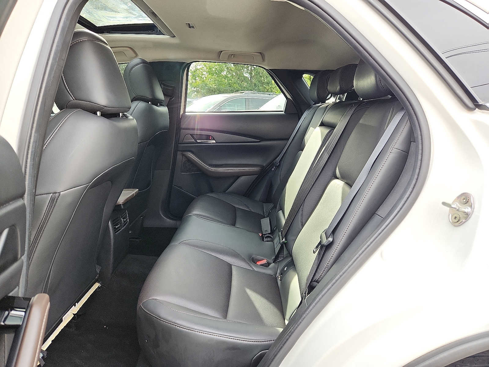 Used 2023 MAZDA CX-30 AWD 2.5 S w/ Premium Package image 10