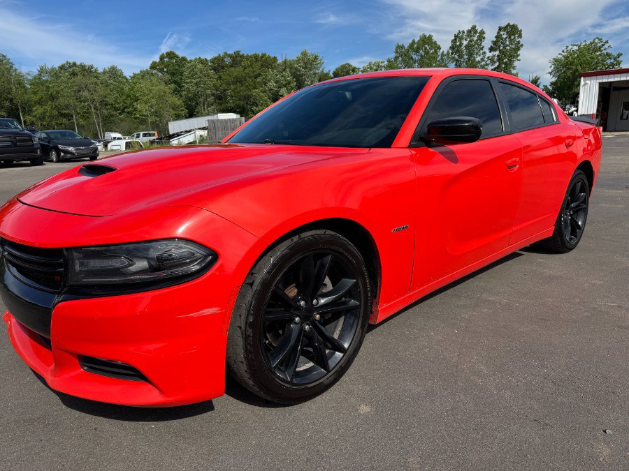 Used 2016 Dodge Charger R/T w/ Blacktop Package RWD image 9