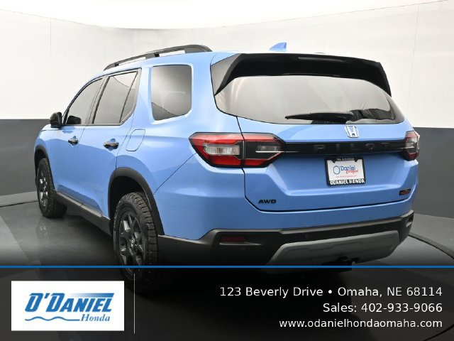 Used 2024 Honda Pilot TrailSport image 4