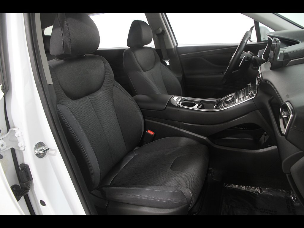 Certified 2023 Hyundai Santa Fe SEL w/ Cargo Package AWD/4WD image 17