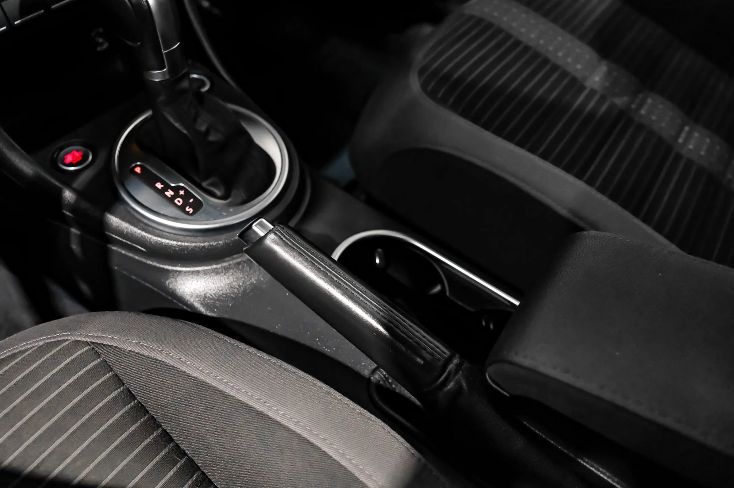 Used 2014 Volkswagen Beetle GSR image 19