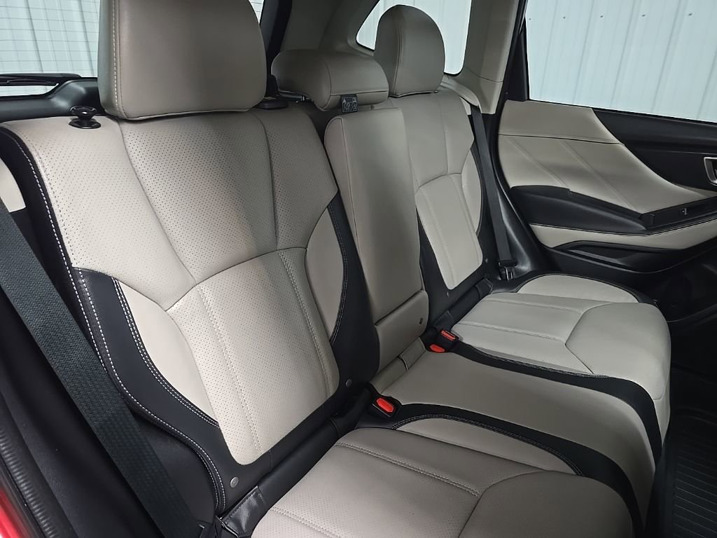 Used 2022 Subaru Forester Limited image 17