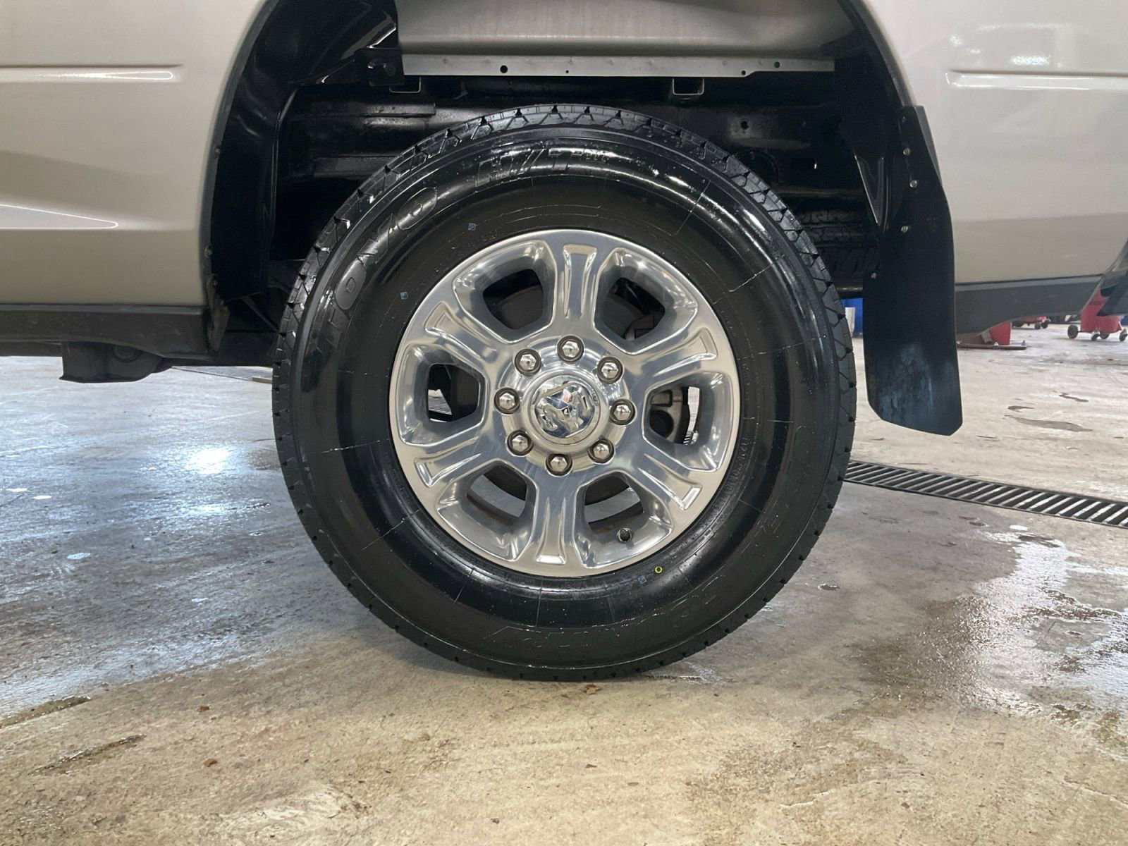 Used 2023 RAM 2500 Big Horn w/ Level 1 Equipment Group image 18