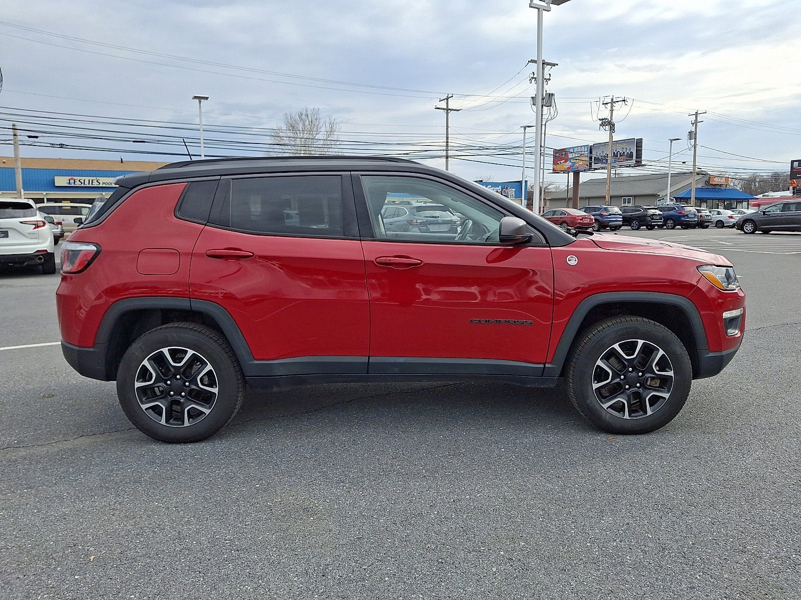 Used 2020 Jeep Compass Trailhawk image 4