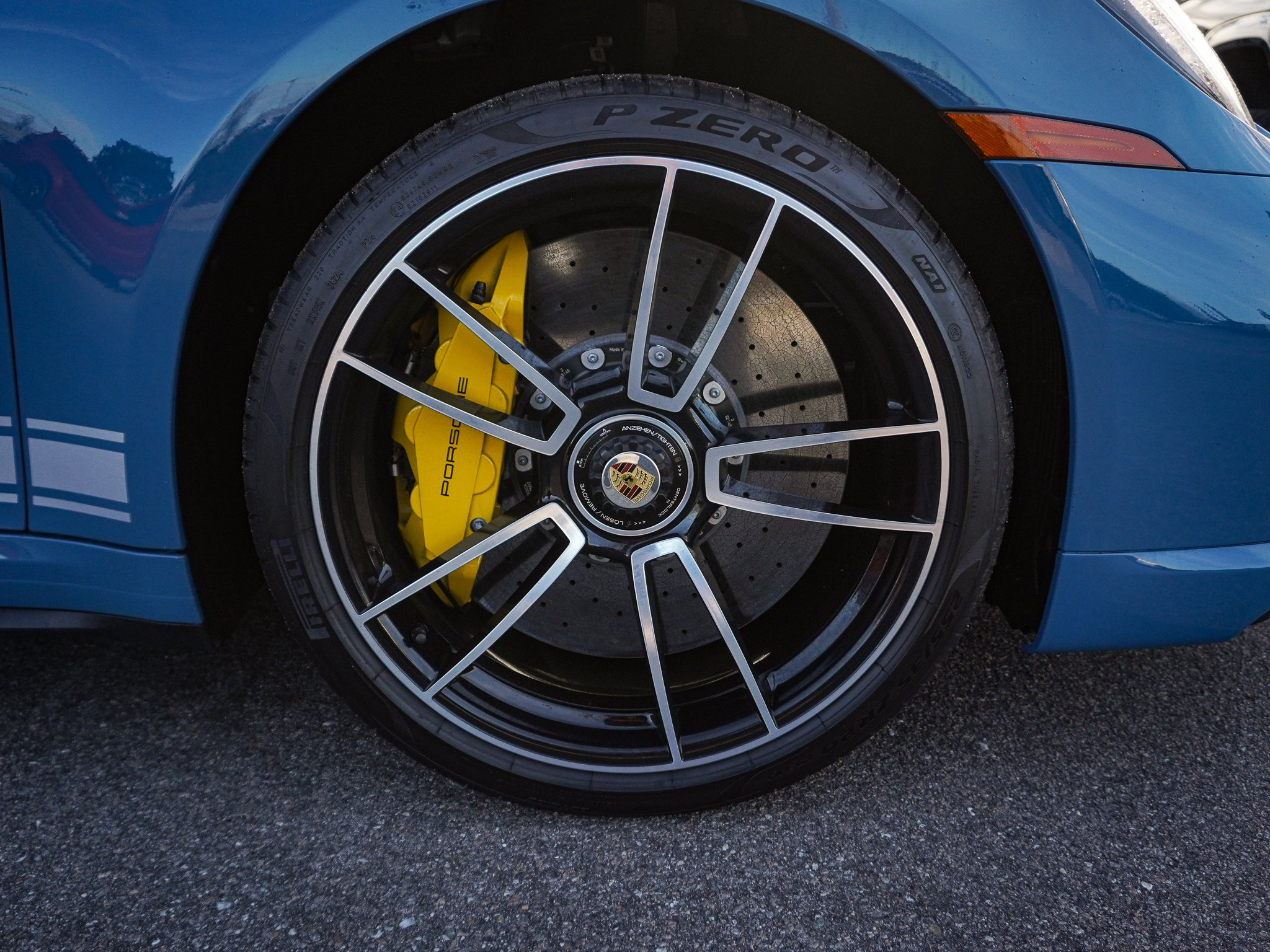 Used 2025 Porsche 911 Turbo S image 14