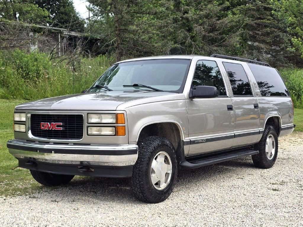 Used 1999 GMC Suburban 4WD w/ Marketing Opt Pkg 2 image 2
