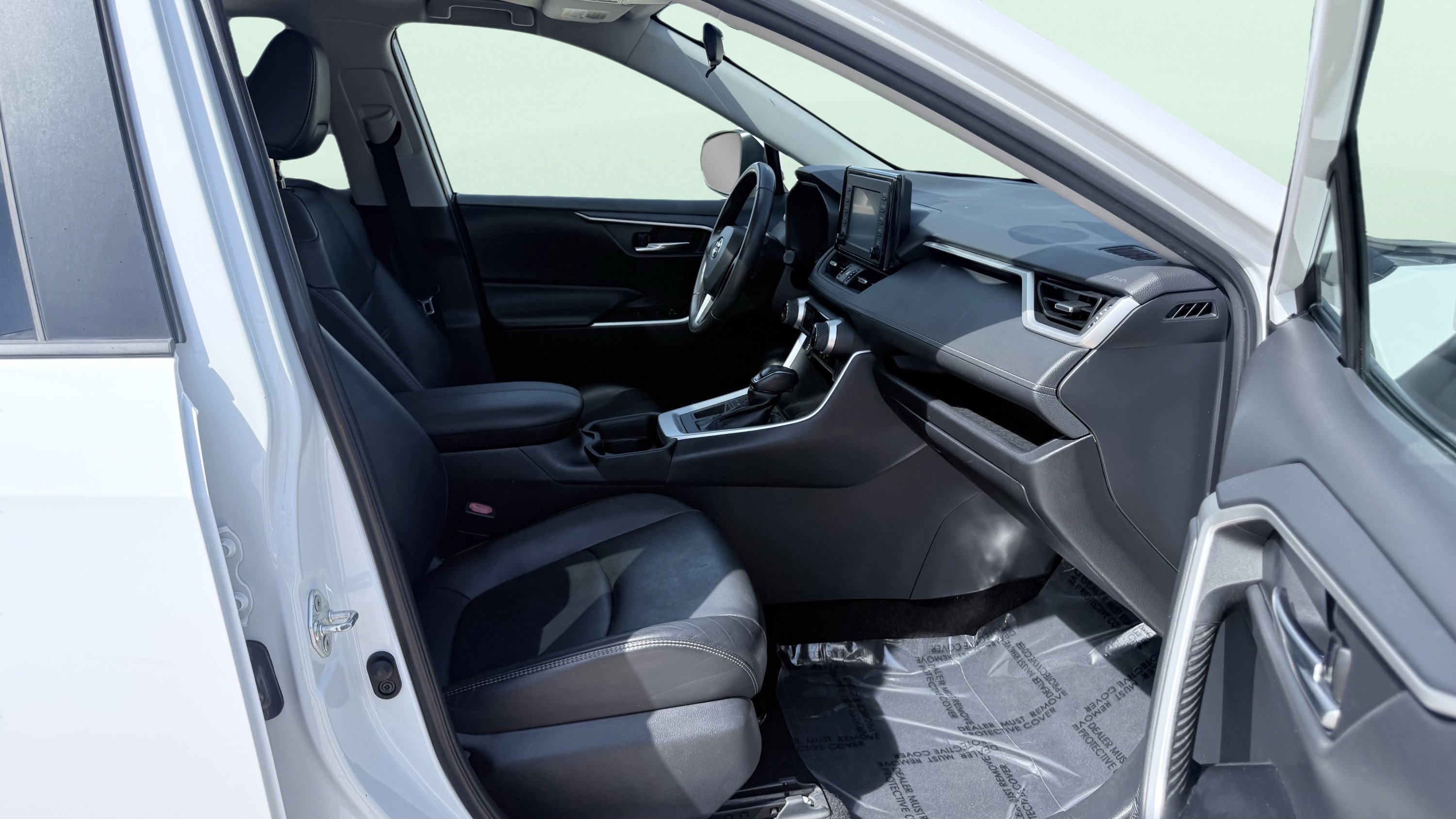 Used 2019 Toyota RAV4 XLE Premium image 49