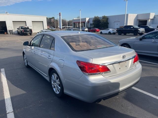Used 2011 Toyota Avalon image 8