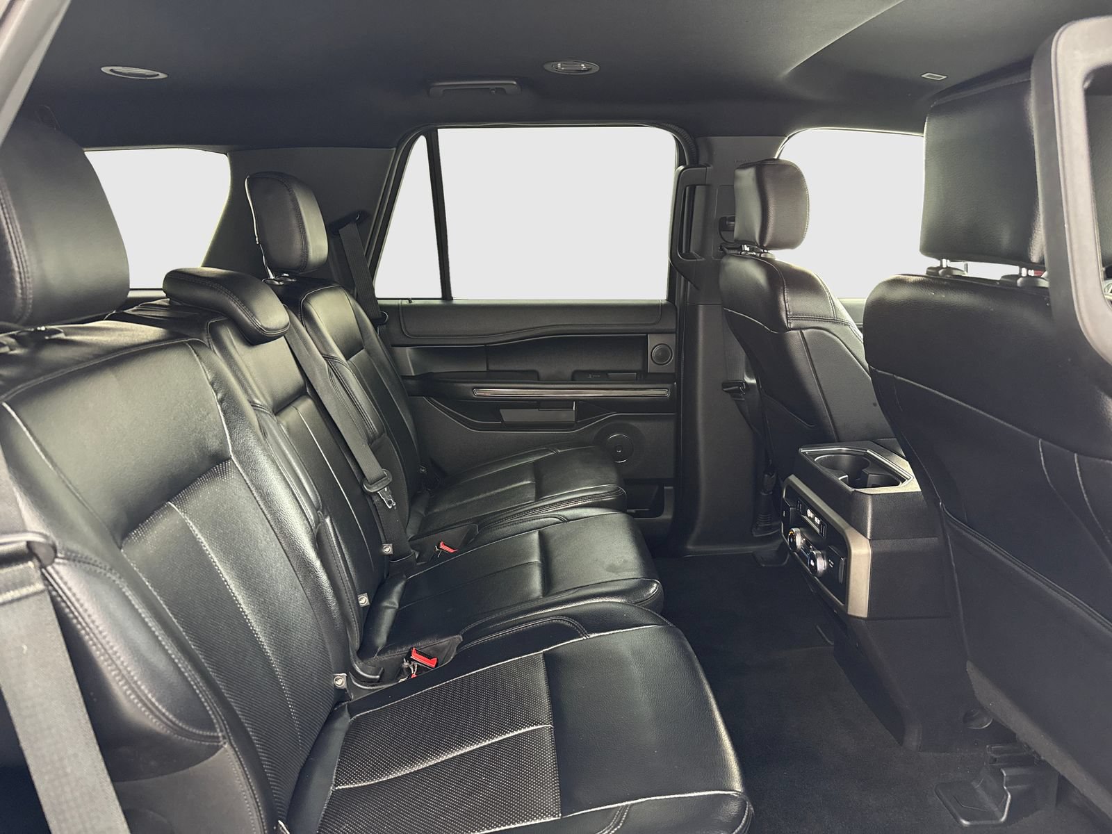 Used 2019 Ford Expedition XLT w/ Equipment Group 202A RWD image 47