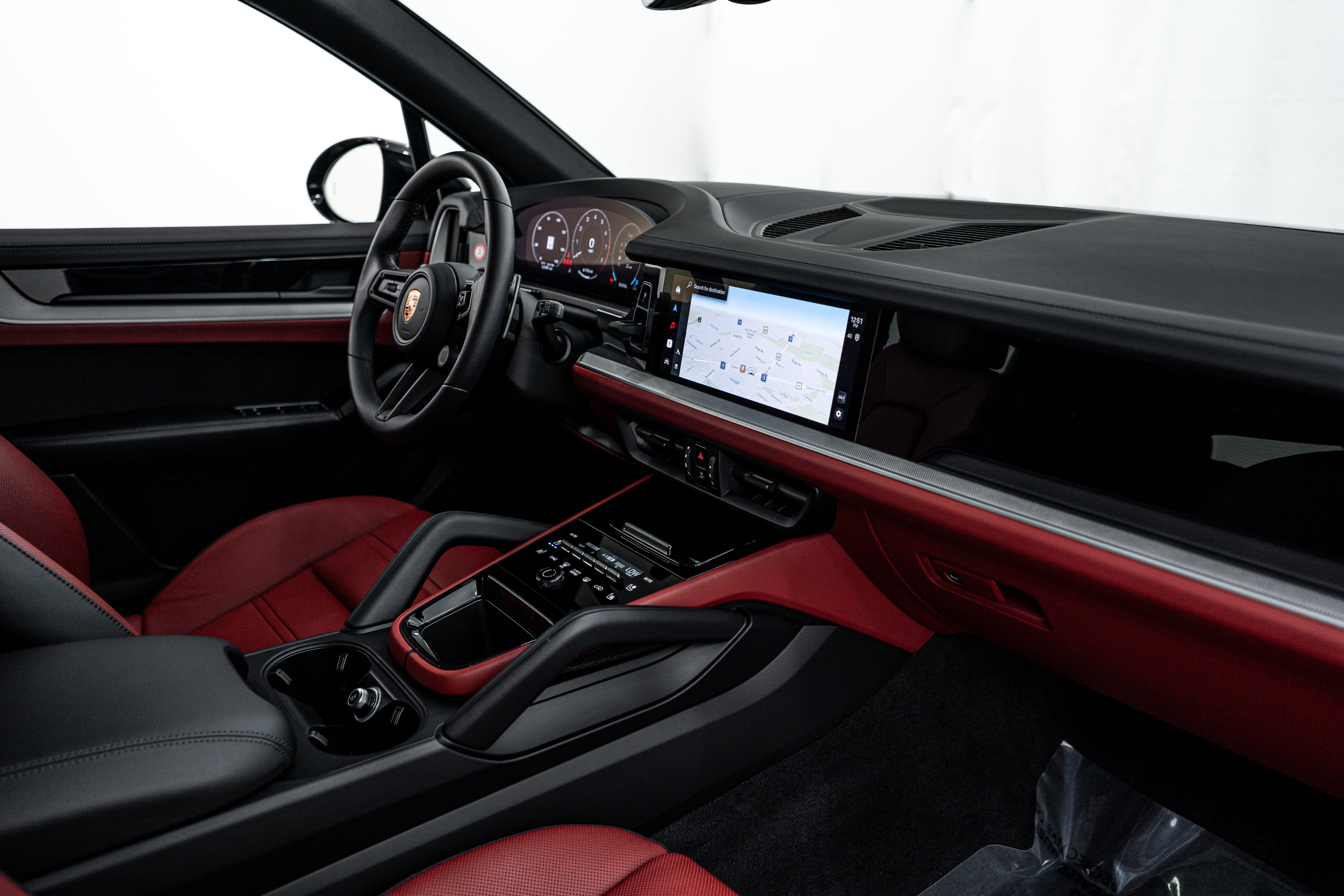 Certified 2026 Porsche Cayenne AWD/4WD image 12