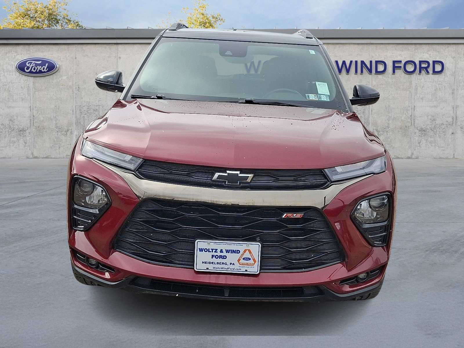 Used 2023 Chevrolet TrailBlazer RS w/ Convenience Package image 2