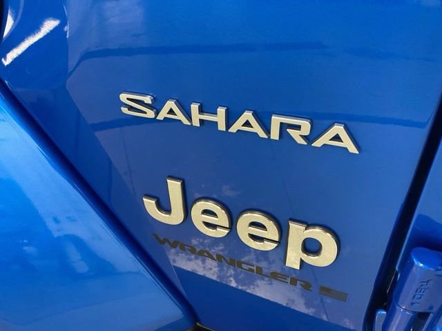 Used 2023 Jeep Wrangler Sahara AWD/4WD image 32