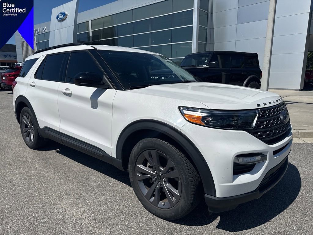 Certified 2023 Ford Explorer XLT w/ Equipment Group 202A image 1