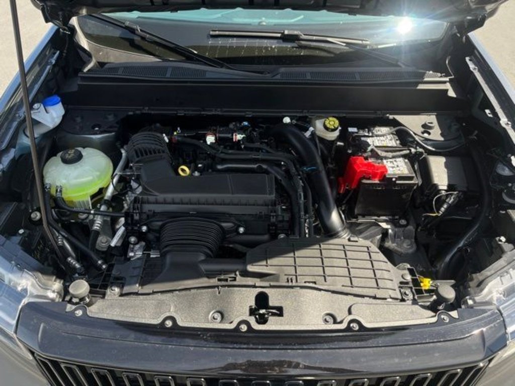 New 2025 Ford Maverick Lobo image 39