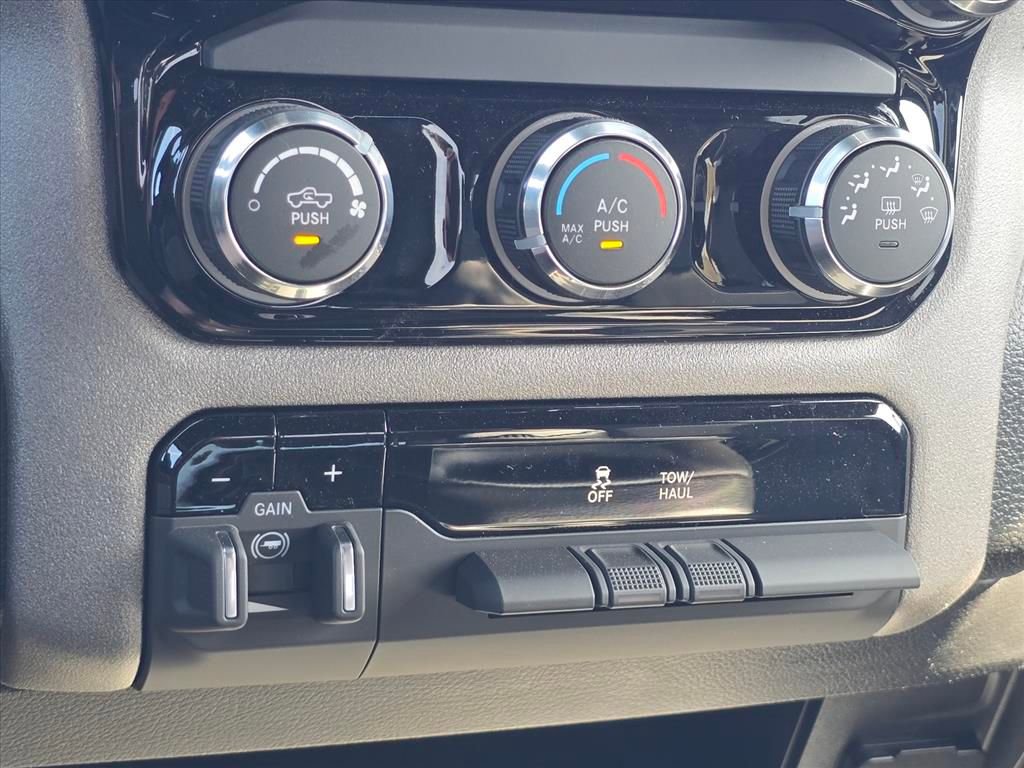 New 2026 RAM 2500 Tradesman AWD/4WD image 13