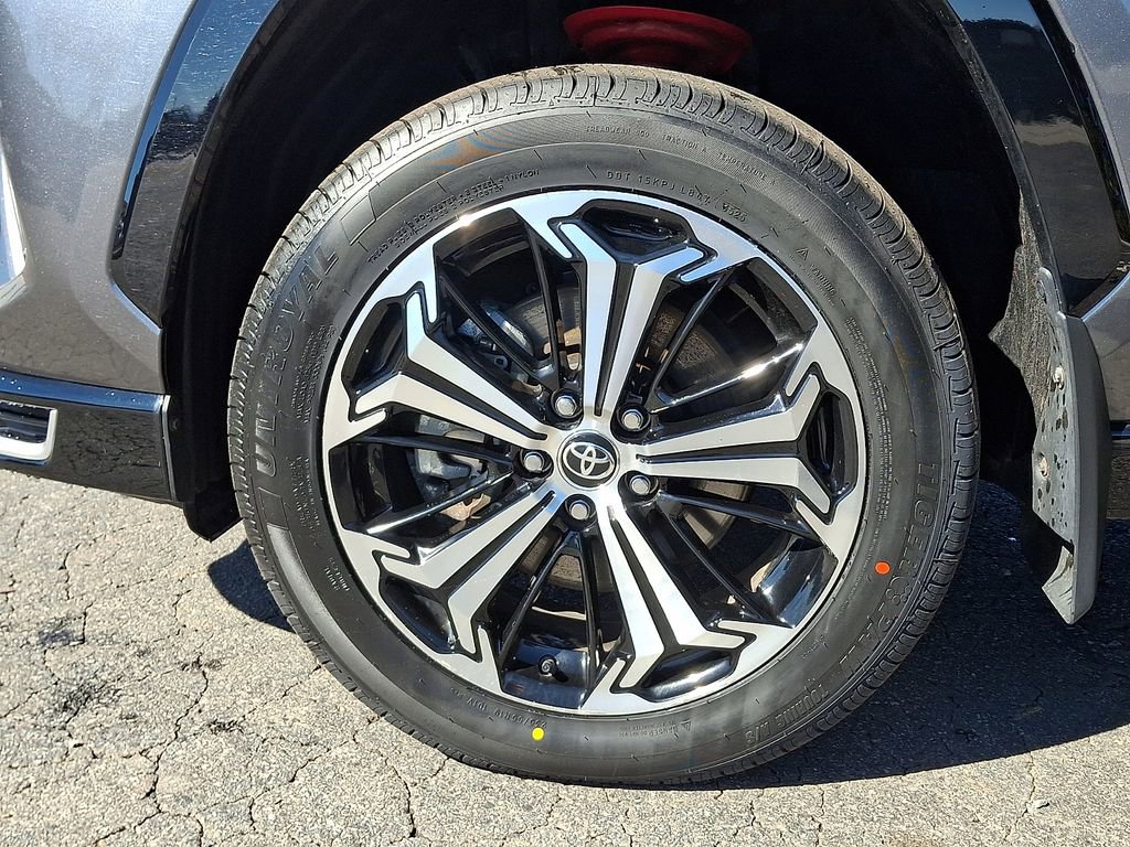 Used 2023 Toyota RAV4 XSE w/ Weather Package image 8